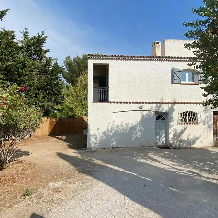 Bel Avec Terrasse Et Beau Jardin Classe 1 Etoile Apartmán